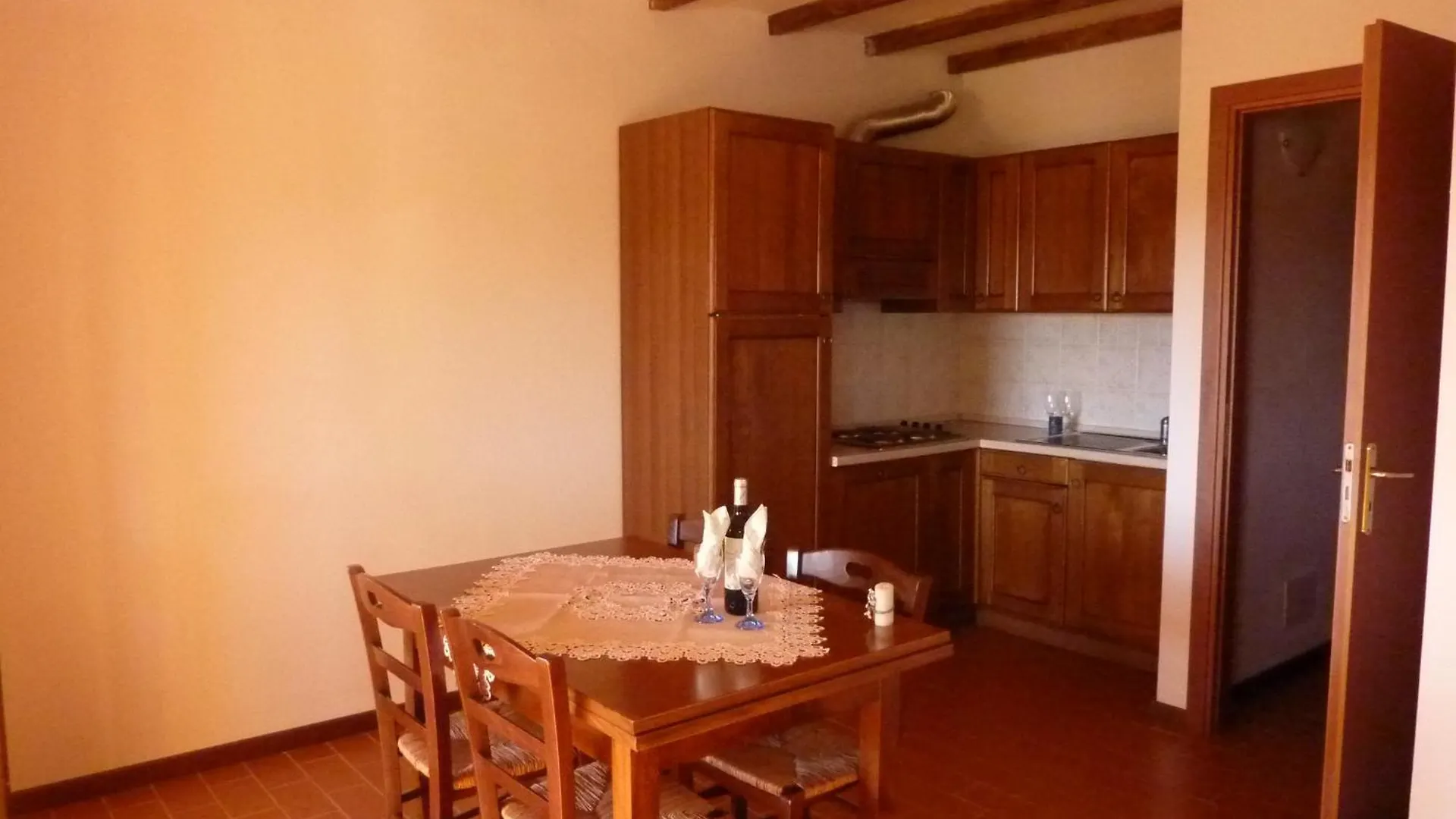 Le Corti Di Montepitti Aparthotel Suvereto