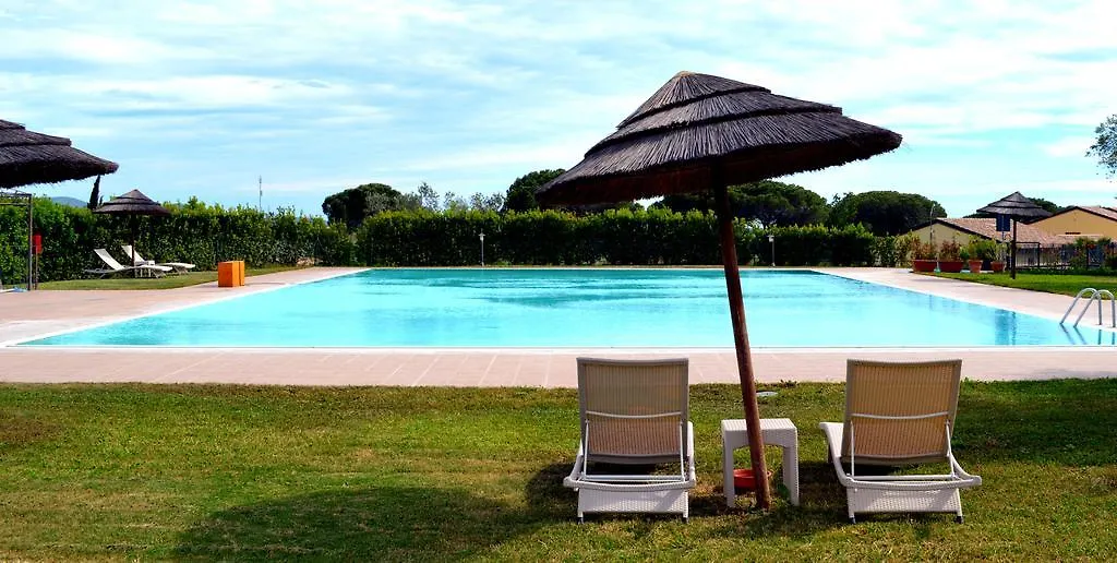 Le Corti Di Montepitti Aparthotel Suvereto 3*,  Italië