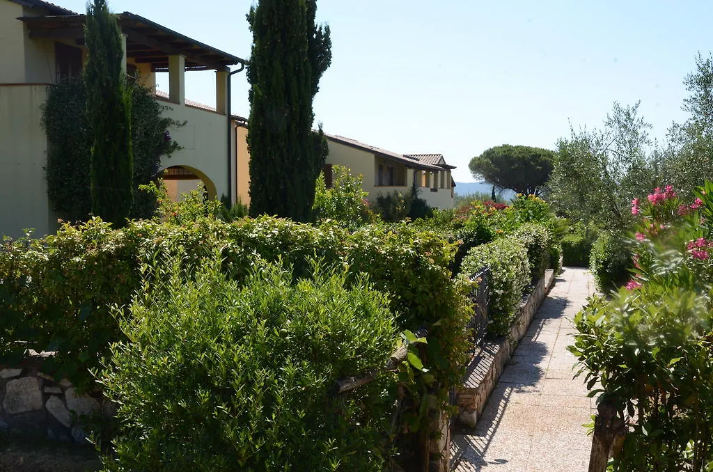 Le Corti Di Montepitti Aparthotel Suvereto