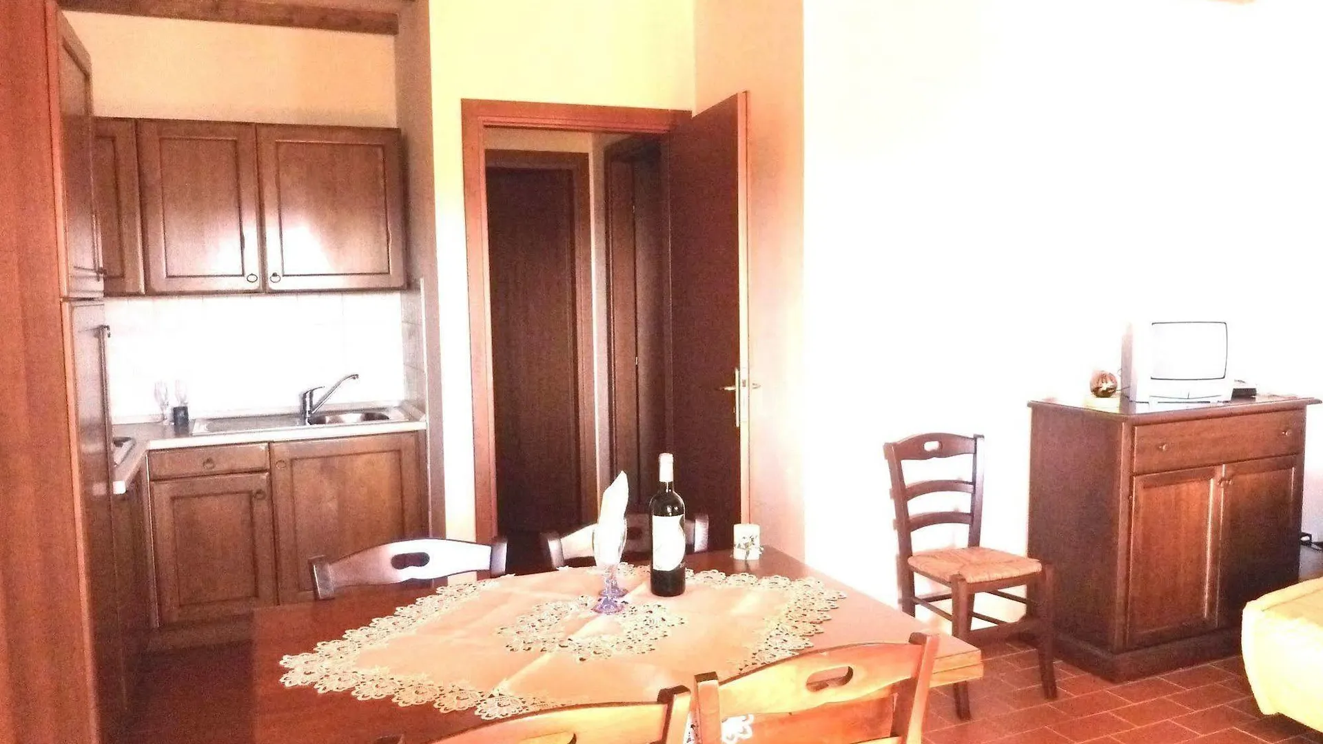 Le Corti Di Montepitti Aparthotel Suvereto