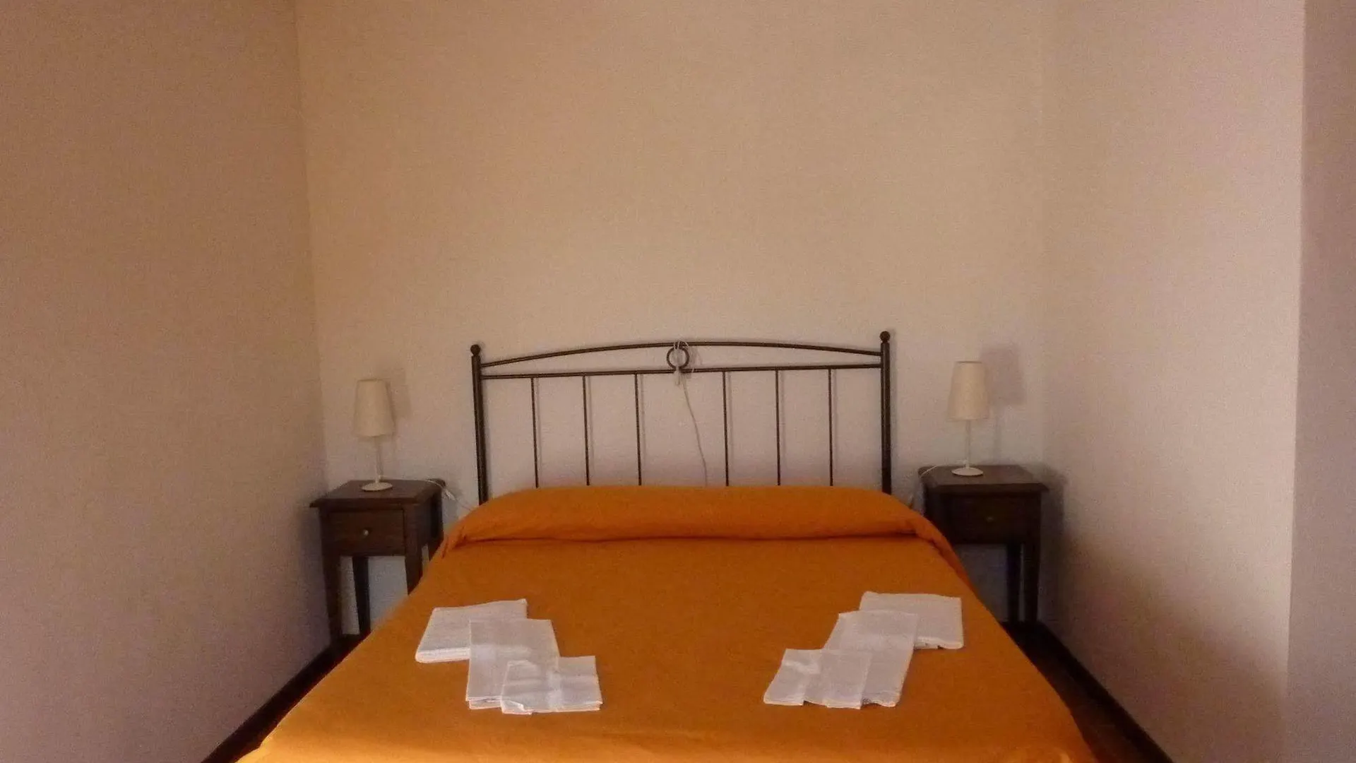 Le Corti Di Montepitti Aparthotel Suvereto Italy
