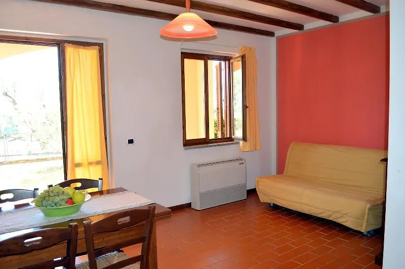 Le Corti Di Montepitti Aparthotel Suvereto 3*,