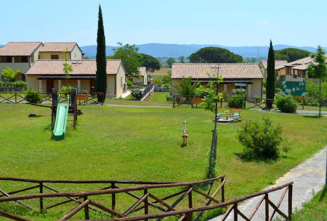 Le Corti Di Montepitti Aparthotel Suvereto