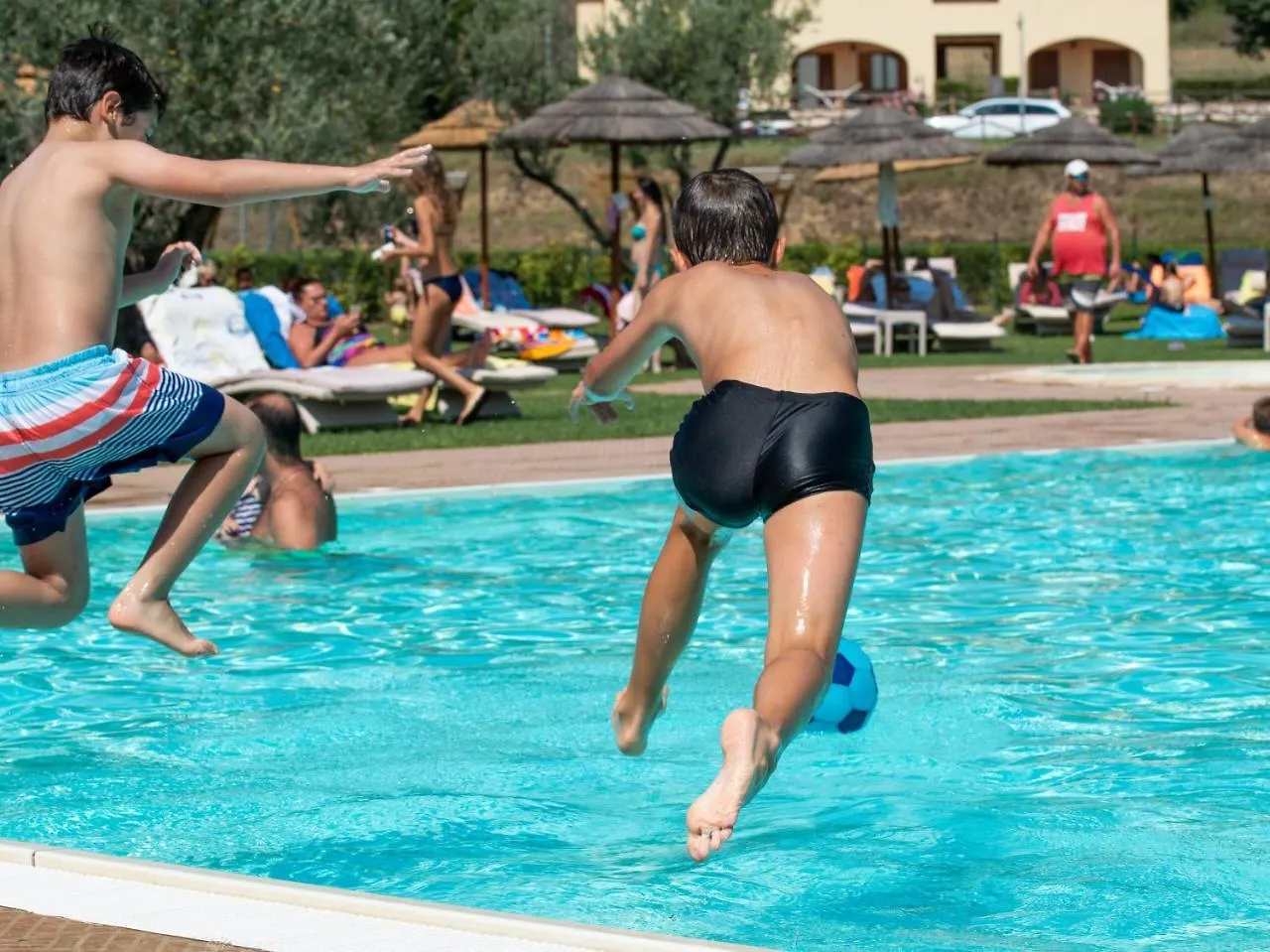 Le Corti Di Montepitti Lejlighedshotel Suvereto