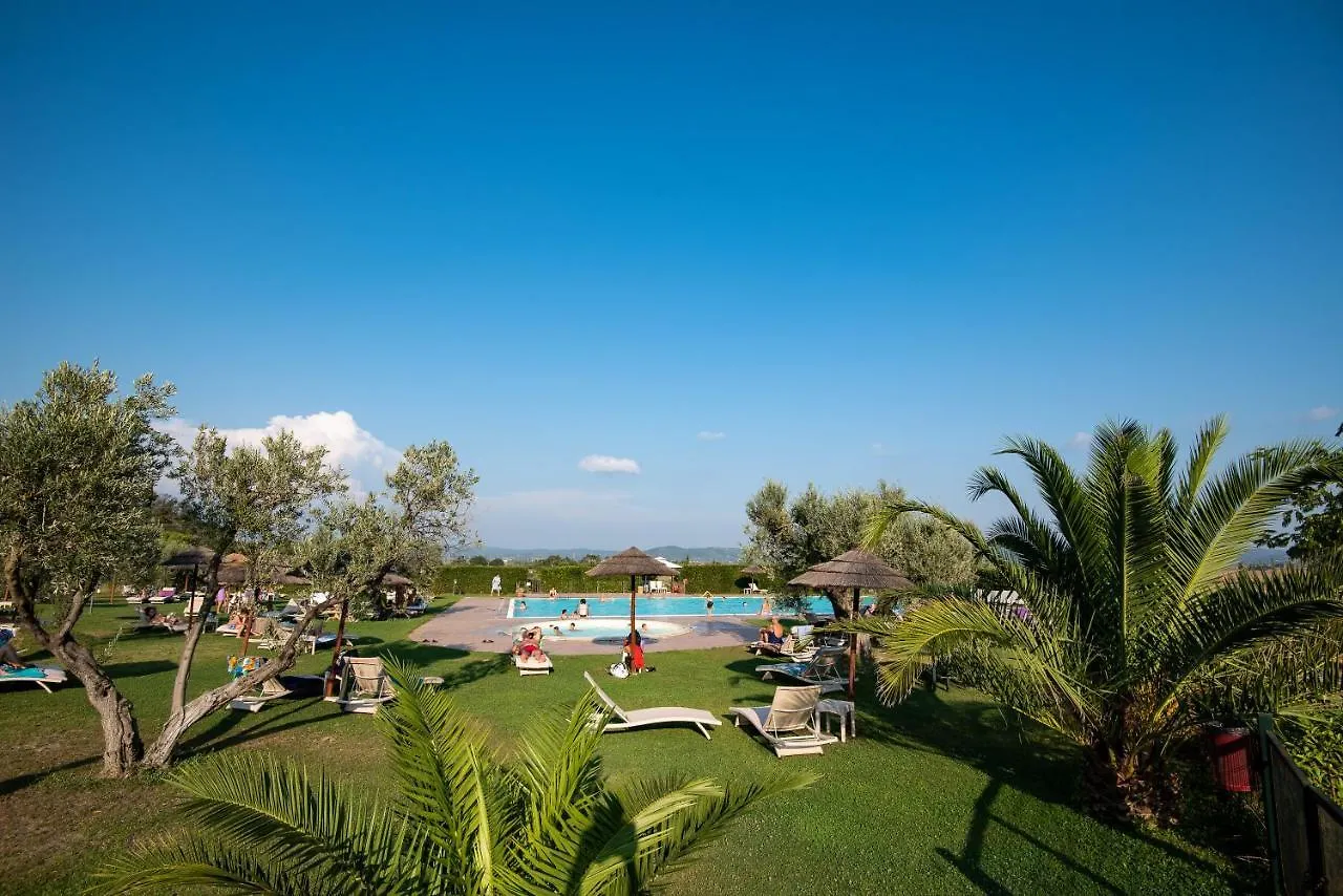 Le Corti Di Montepitti Lejlighedshotel Suvereto